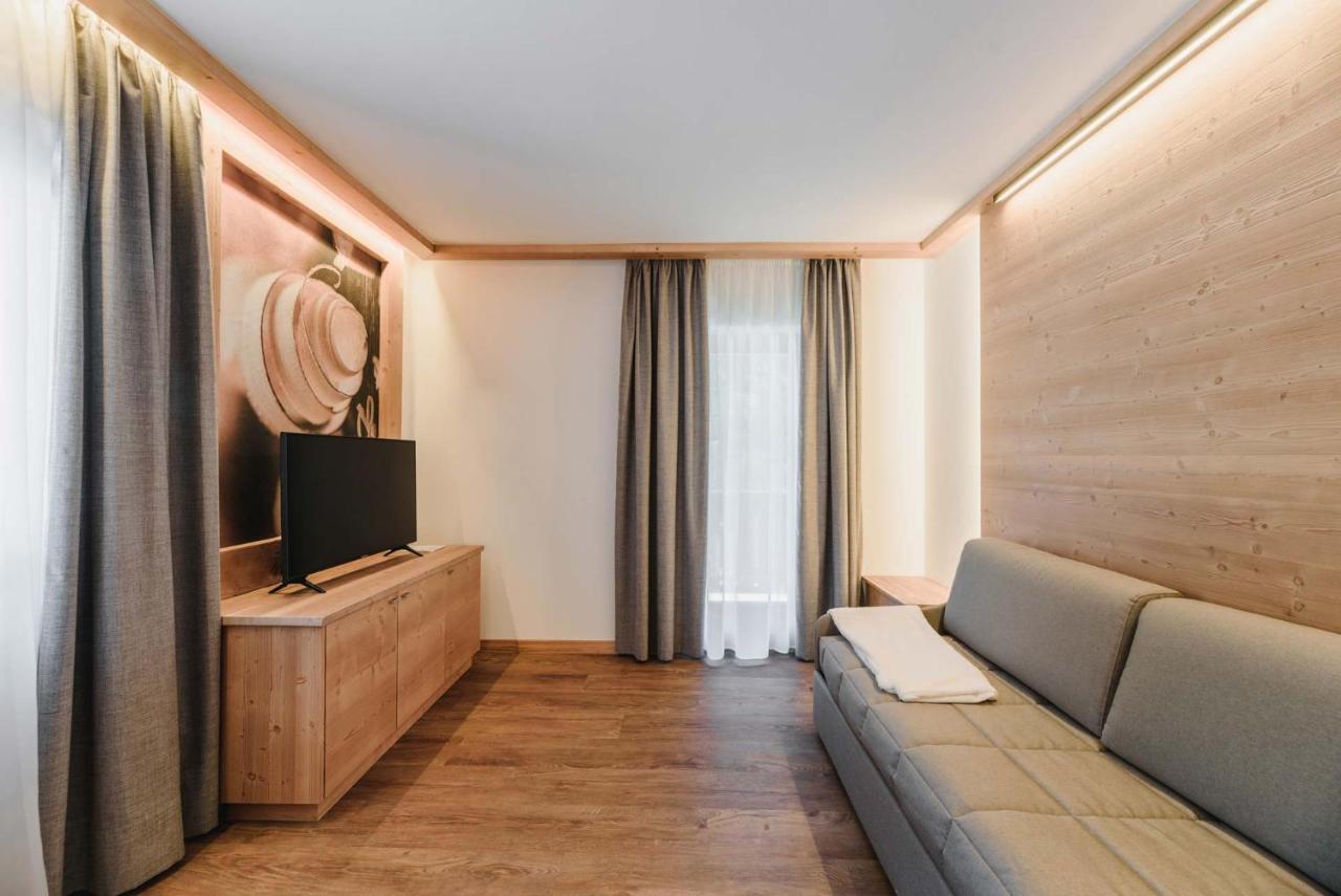 Cesa Edelweiss Living & Spa Campitello di Fassa Buitenkant foto