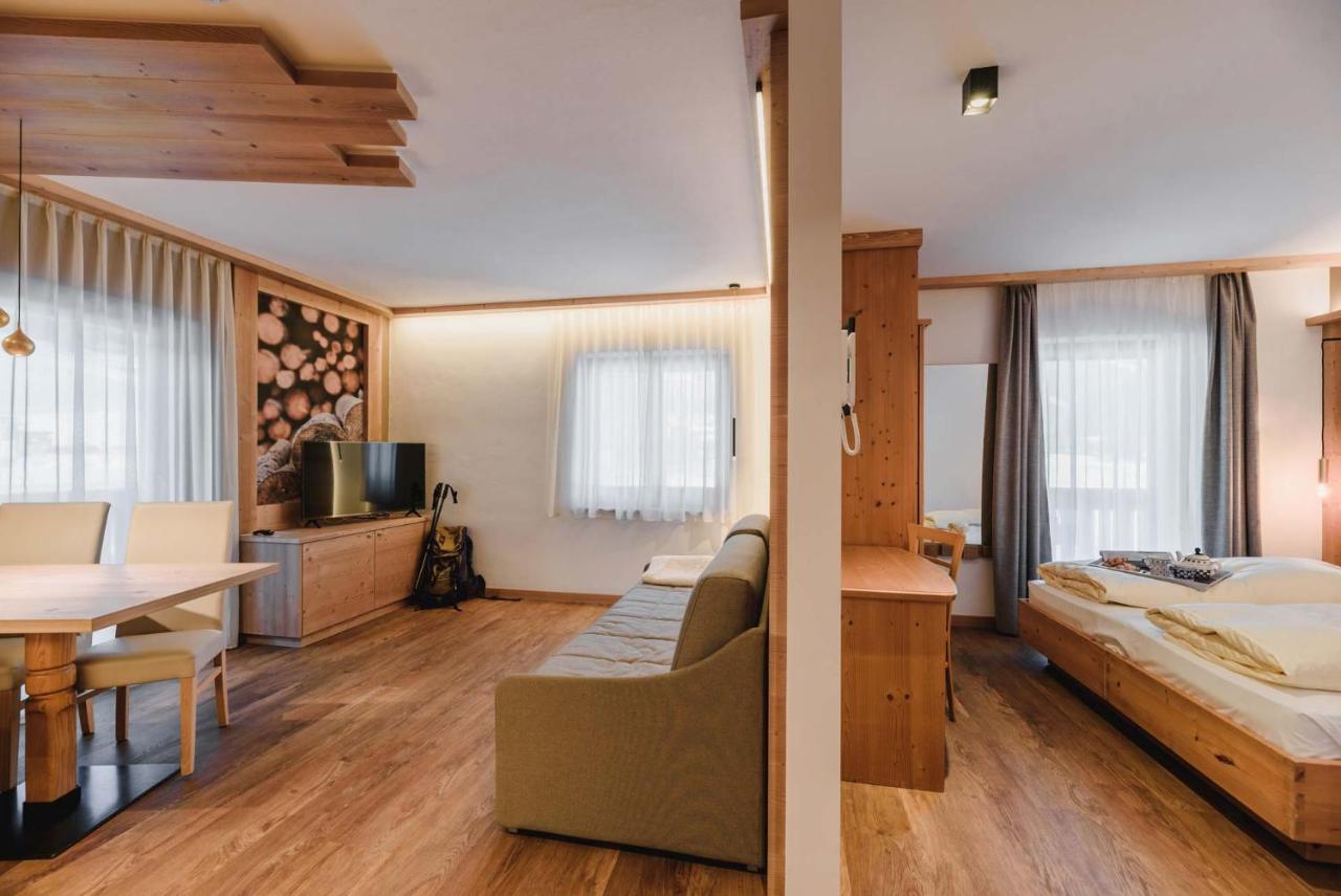 Cesa Edelweiss Living & Spa Campitello di Fassa Buitenkant foto